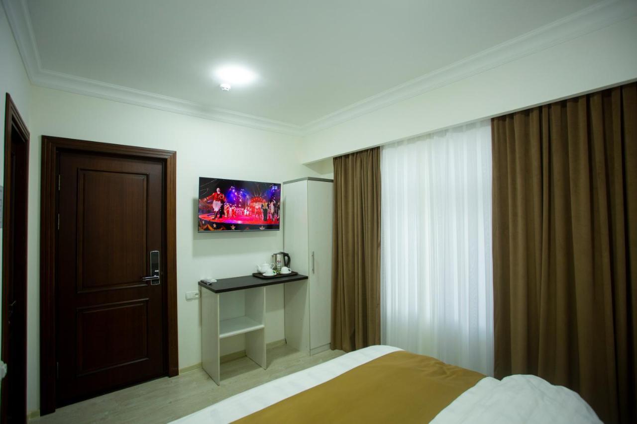 Viva Hotel ทาชเคนต์ ภายนอก รูปภาพ